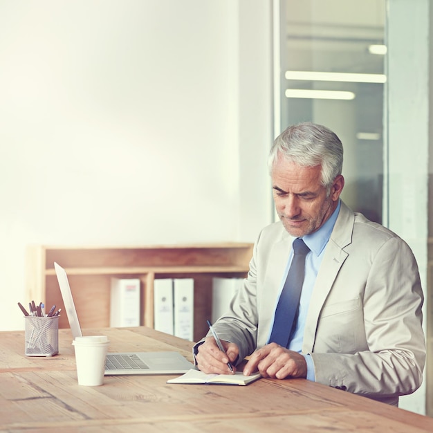 Implementing stress reduction strategies in the workplace